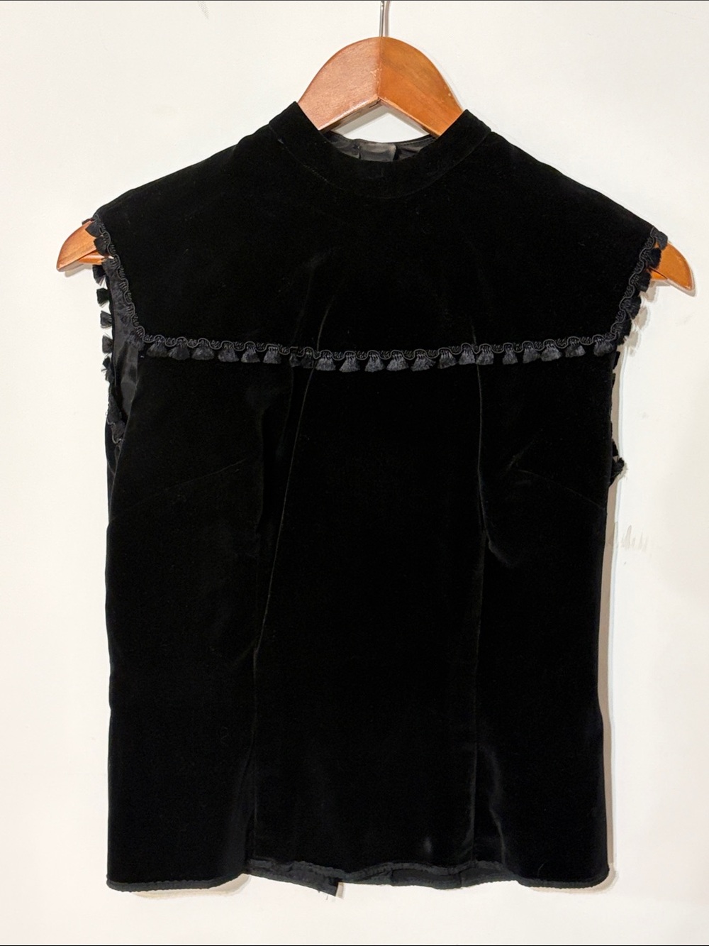 Vintage Jo Collins Black Velvet Sleeveless Blouse Victorian Cape Collar Sz 11